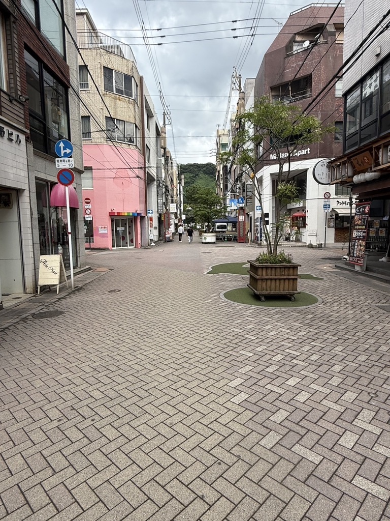 04